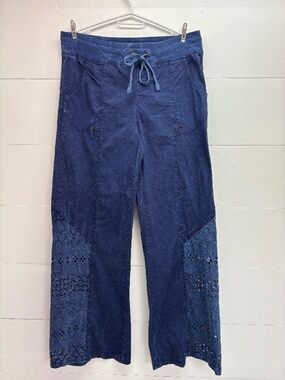 Mind Set by XCVI blue boho marble effect with crochet style lace panels size S